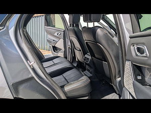 Land Rover Range Rover Velar thumbnail