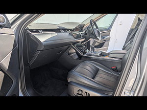 Land Rover Range Rover Evoque thumbnail