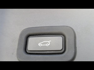 Land Rover Range Rover Evoque thumbnail