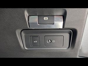 Land Rover Range Rover Evoque thumbnail