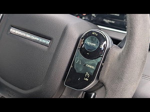 Land Rover Range Rover Evoque thumbnail