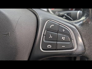 Mercedes-Benz C Class thumbnail