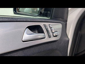 Mercedes-Benz GLE thumbnail