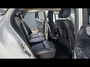 Mercedes-Benz GLE thumbnail