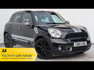 MINI Countryman thumbnail