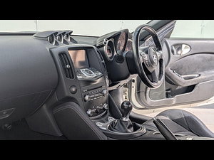 Nissan 370 Z thumbnail