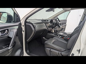 Nissan Qashqai thumbnail