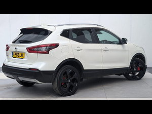 Nissan Qashqai thumbnail