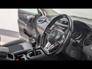 Nissan Qashqai thumbnail