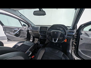 Peugeot 2008 thumbnail