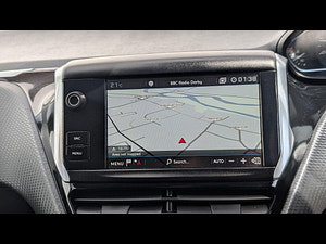 Peugeot 208 thumbnail
