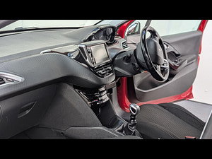 Peugeot 208 thumbnail