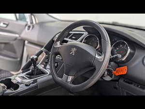 Peugeot 3008 thumbnail