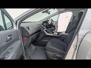 Peugeot 3008 thumbnail