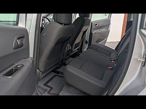 Peugeot 3008 thumbnail