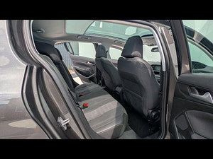 Peugeot 308 thumbnail