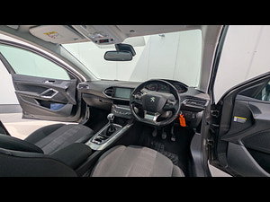 Peugeot 308 thumbnail