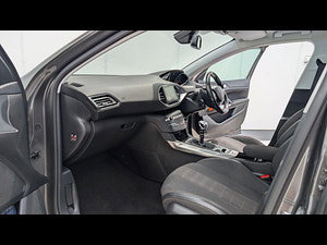 Peugeot 308 thumbnail