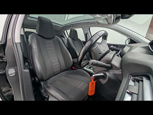 Peugeot 308 thumbnail