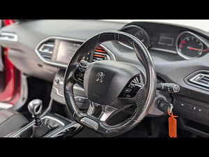 Peugeot 308 thumbnail