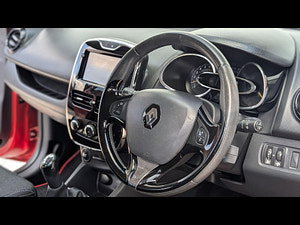 Renault Clio thumbnail
