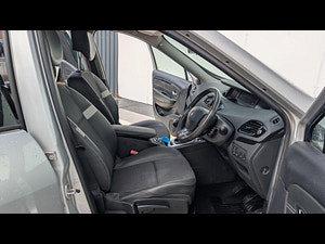Renault Scenic thumbnail