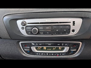 Renault Scenic thumbnail