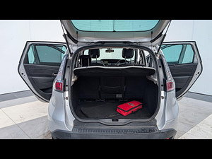 Renault Scenic thumbnail