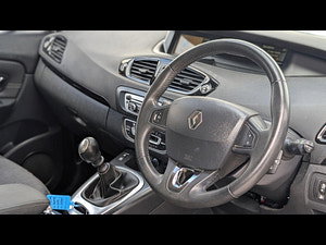 Renault Scenic thumbnail