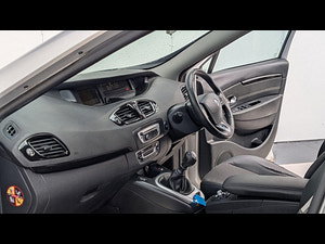 Renault Scenic thumbnail
