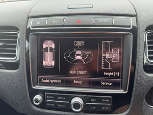Volkswagen Touareg thumbnail