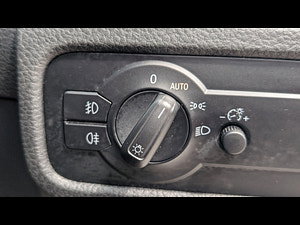 Volkswagen Touareg thumbnail