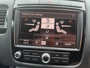 Volkswagen Touareg thumbnail