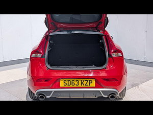 Volvo V40 thumbnail