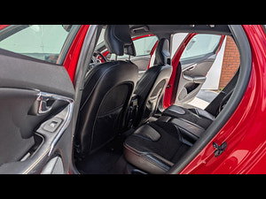 Volvo V40 thumbnail