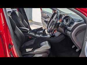 Volvo V40 thumbnail