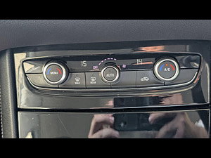 Vauxhall Grandland X thumbnail