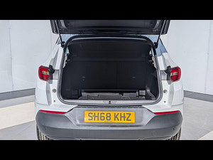 Vauxhall Grandland X thumbnail