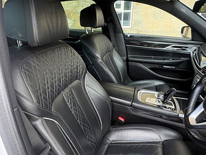 BMW 7 Series thumbnail