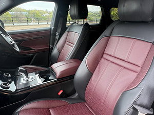 Land Rover Range Rover Evoque thumbnail