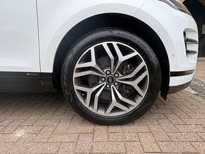 Land Rover Range Rover Evoque thumbnail