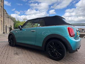 MINI Convertible thumbnail
