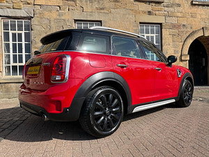 MINI Countryman thumbnail