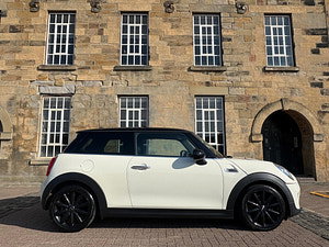 MINI Hatch thumbnail