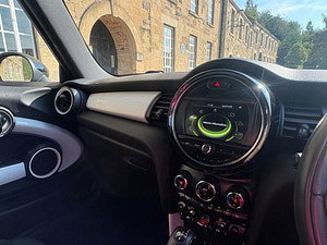 MINI Hatch thumbnail