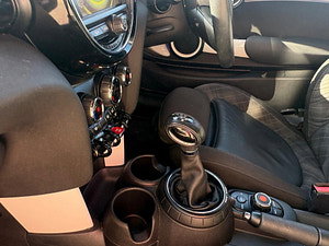 MINI Hatch thumbnail