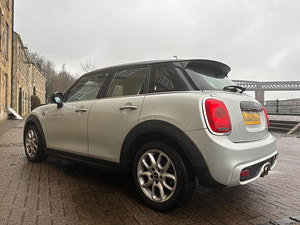 MINI Hatch thumbnail