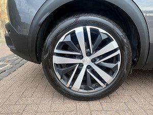 Peugeot 3008 thumbnail