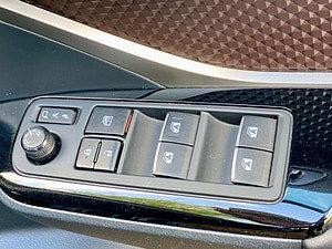 Toyota C-HR thumbnail