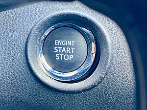 Toyota C-HR thumbnail